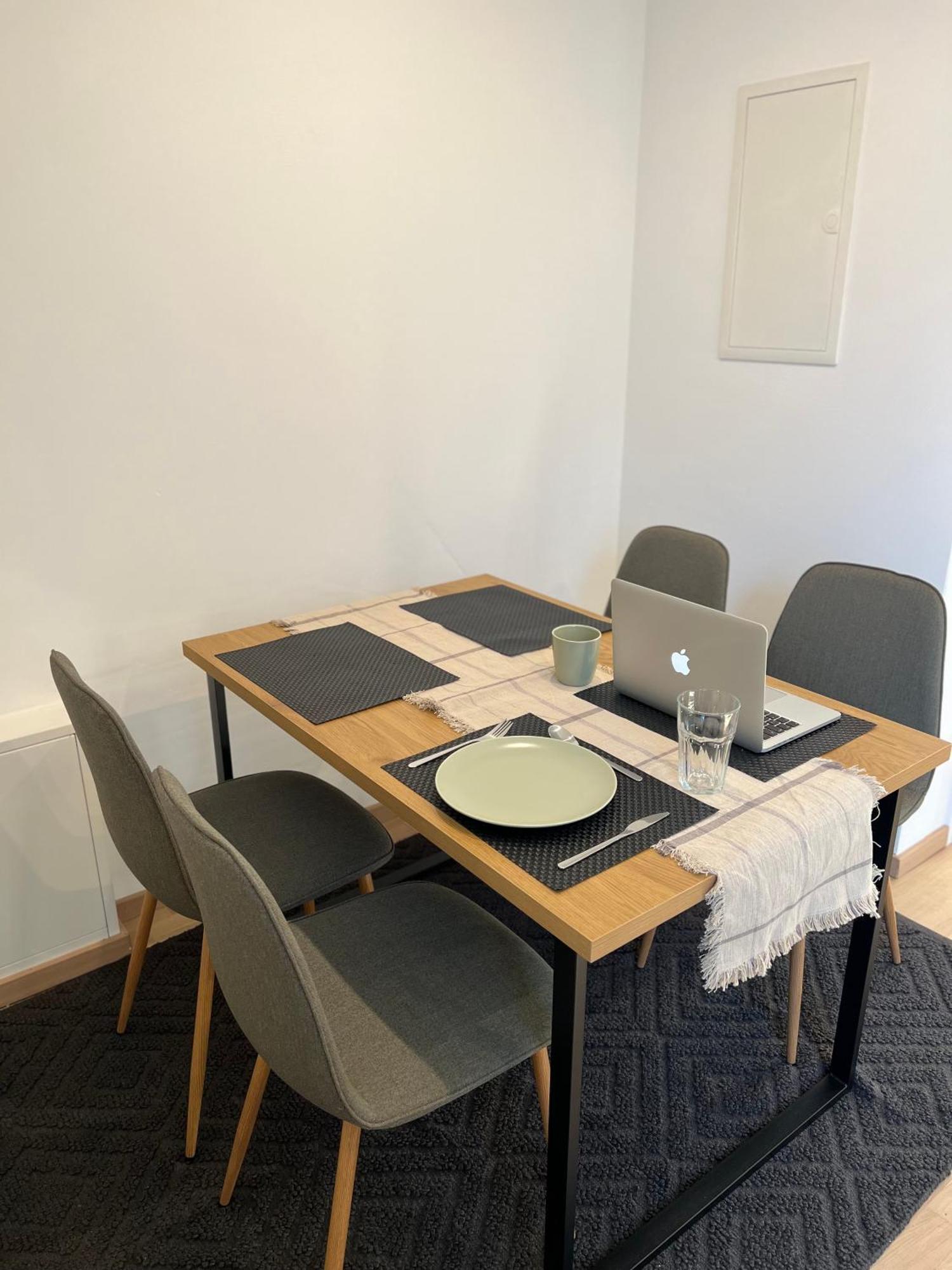 Moderne Wohnung Karlsruhe Neureut, Fussbodenheizung - Regendusche - Waschmaschine - Stellplatz Zewnętrze zdjęcie